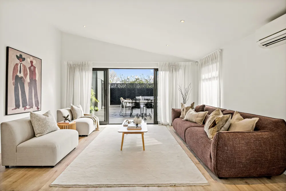 Photos of 9 Makete Crescent