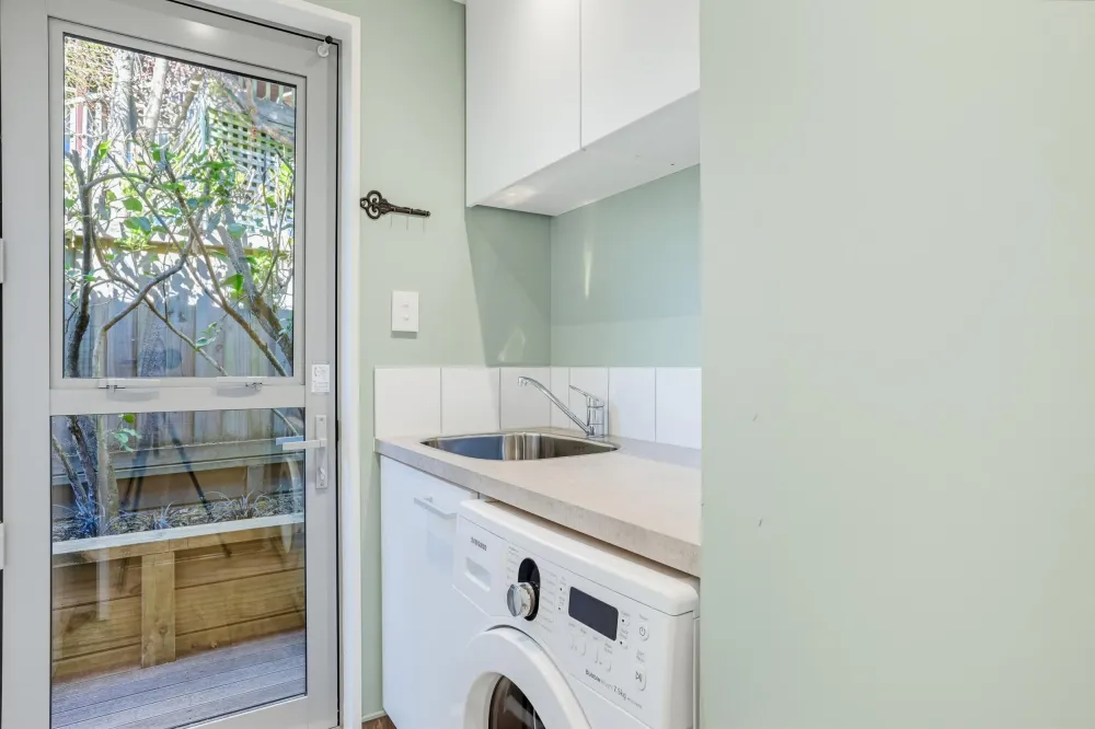 Photos of 30A Rue Grehan