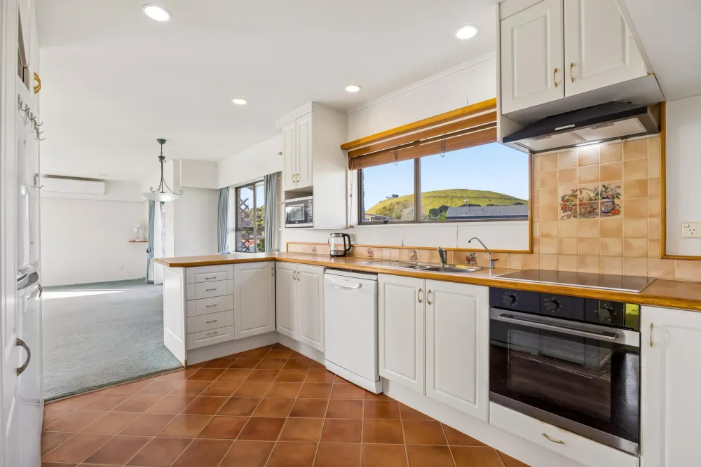 Photos of 25 Wellesley Road