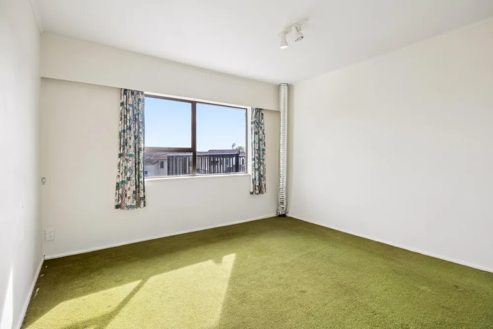 Photos of 25 Wellesley Road