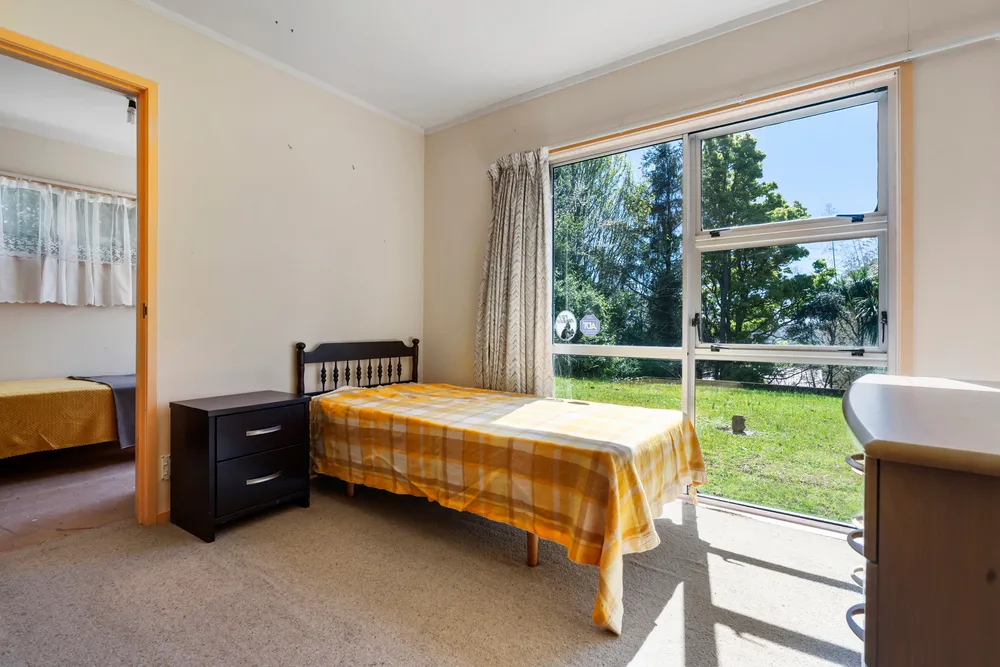 Photos of 585 East Coast Road