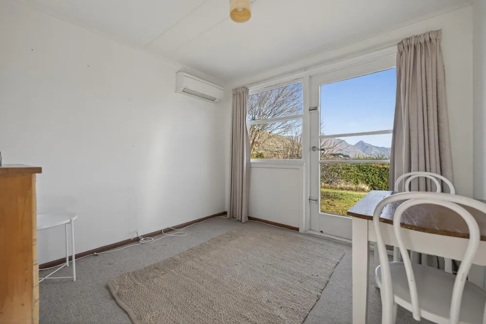 Photos of 17 Stewart Street