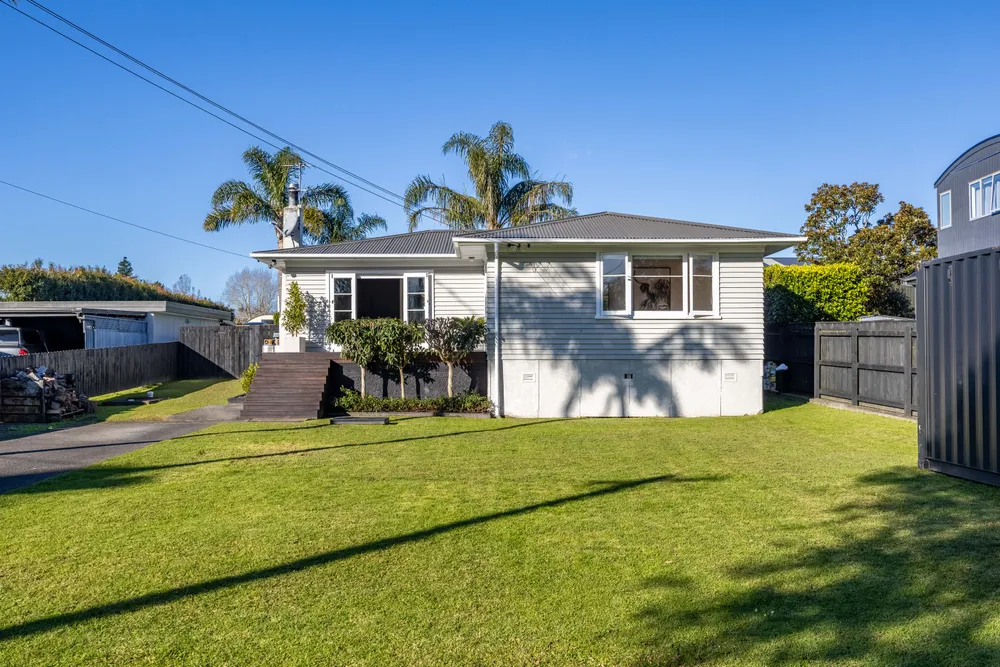 Photos of 20 Karaka Road