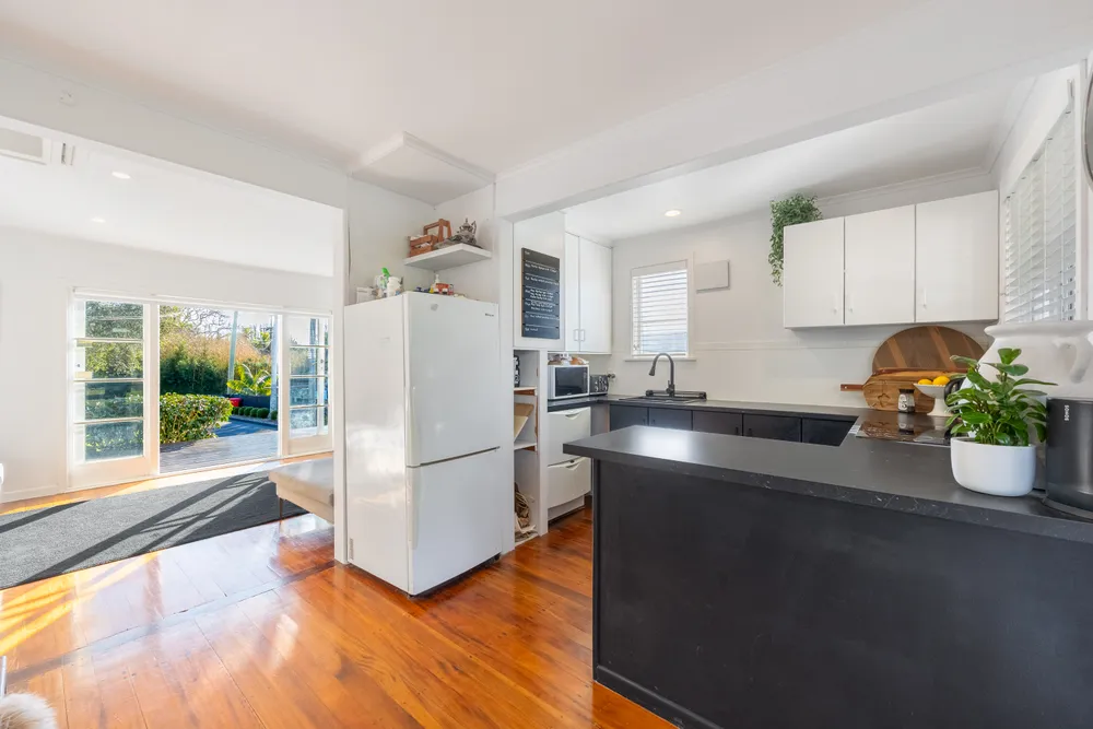 Photos of 20 Karaka Road