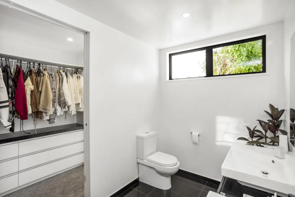 Photos of 20 Heathfield Drive