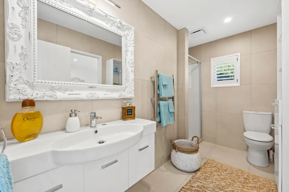 Photos of 59a Cheviot Street