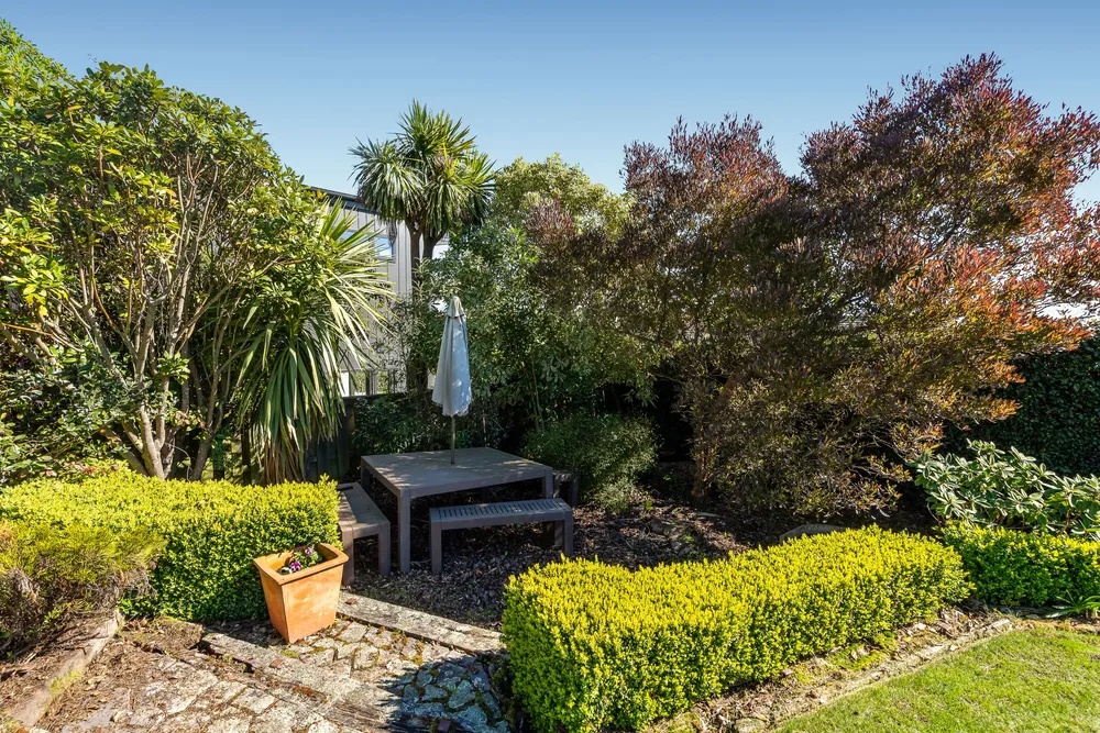 Photos of 170 Soleares Avenue
