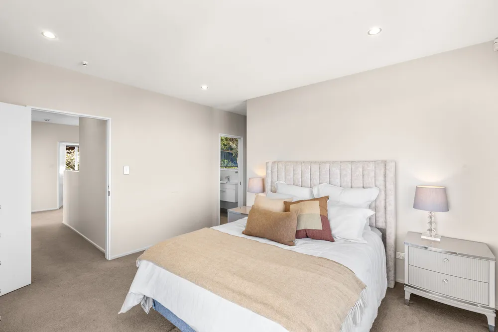 Photos of 170 Soleares Avenue