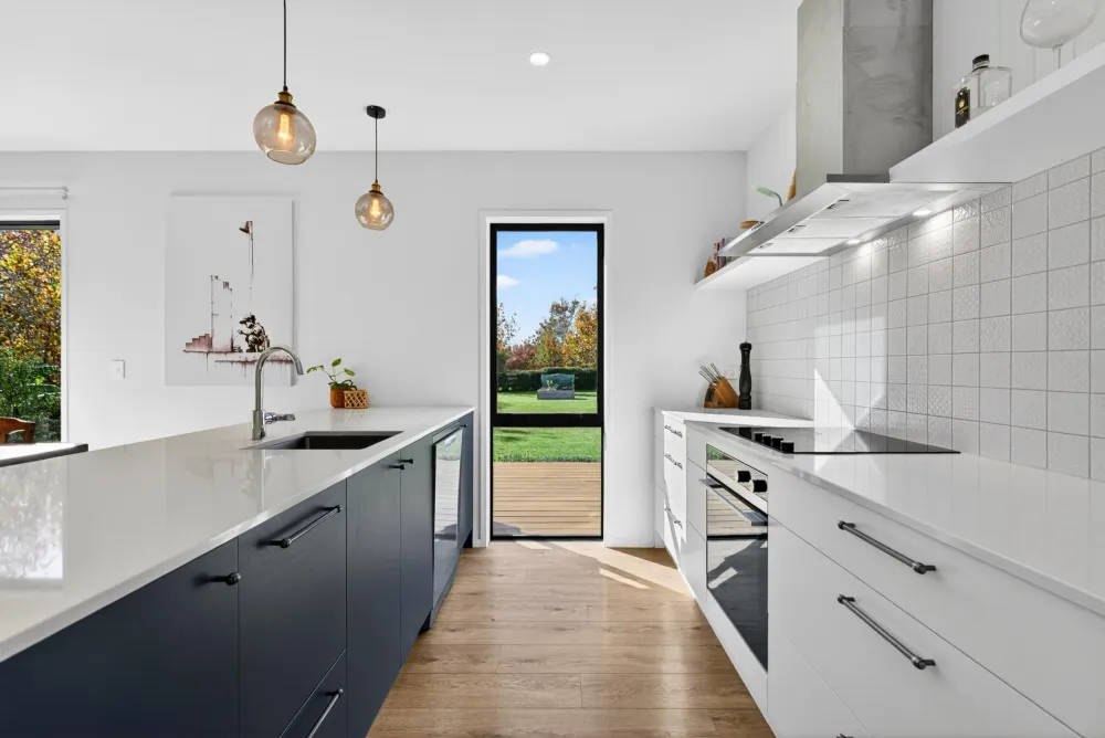 Photos of 122c Monument Road