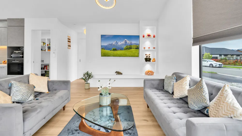 Photos of 27 Kirirua Avenue