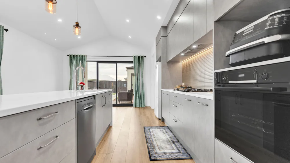 Photos of 27 Kirirua Avenue