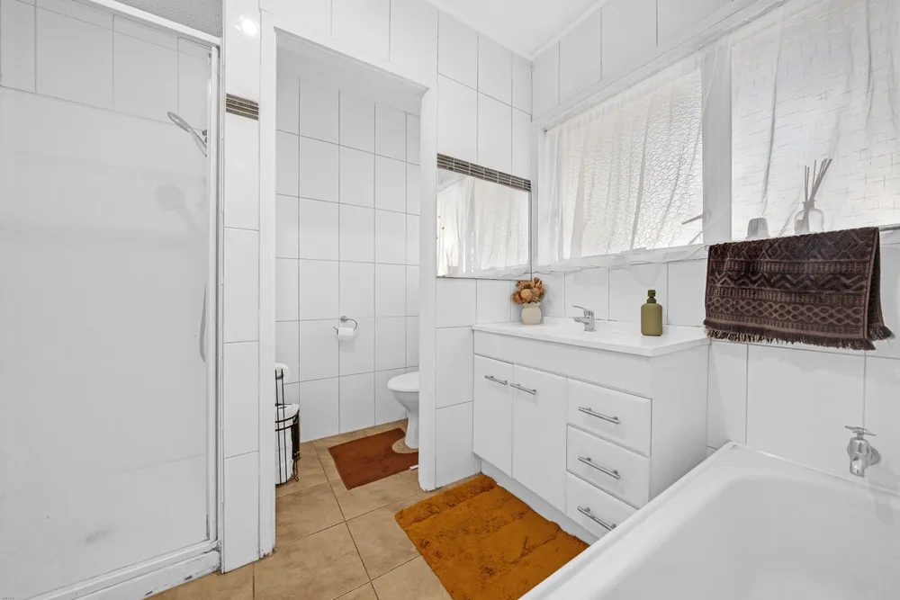 Photos of 83 Hillside Road