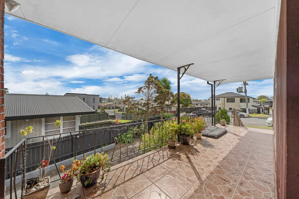 Photos of 83 Hillside Road
