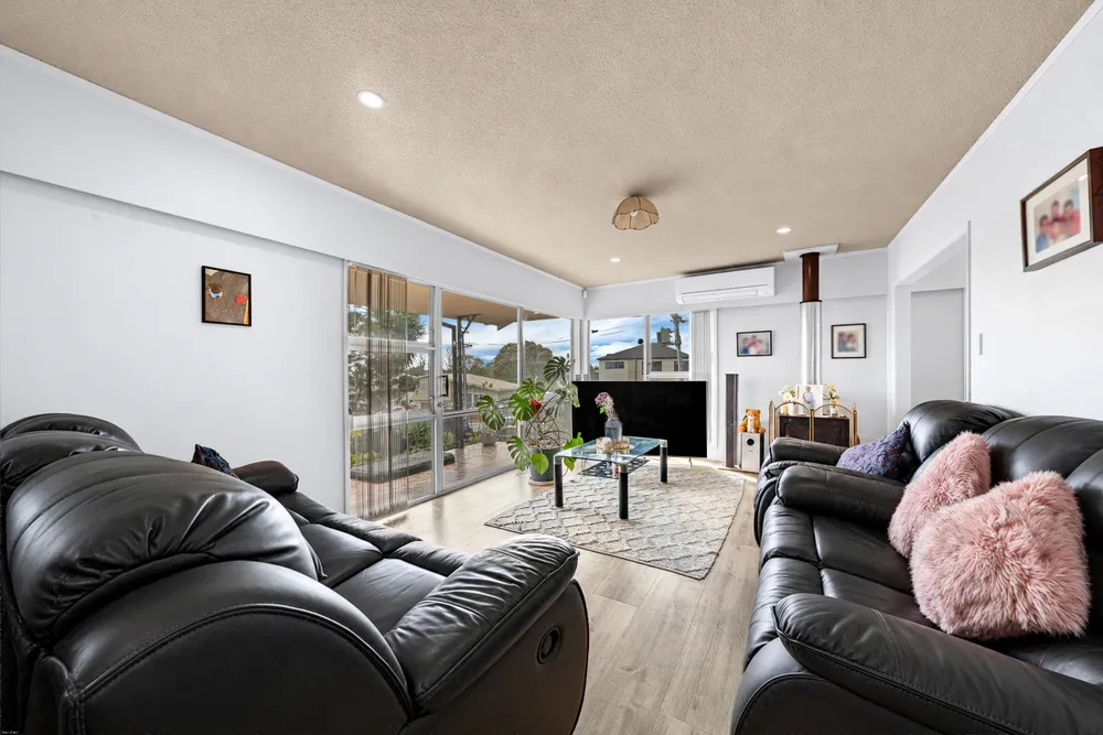Photos of 83 Hillside Road