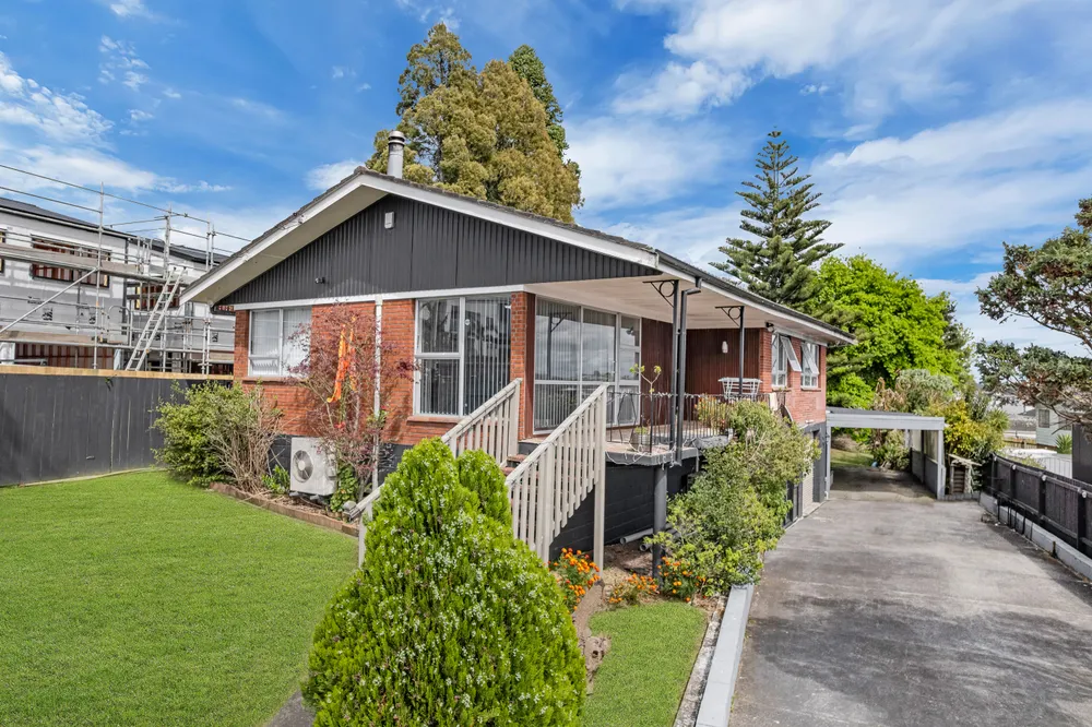 Photos of 83 Hillside Road