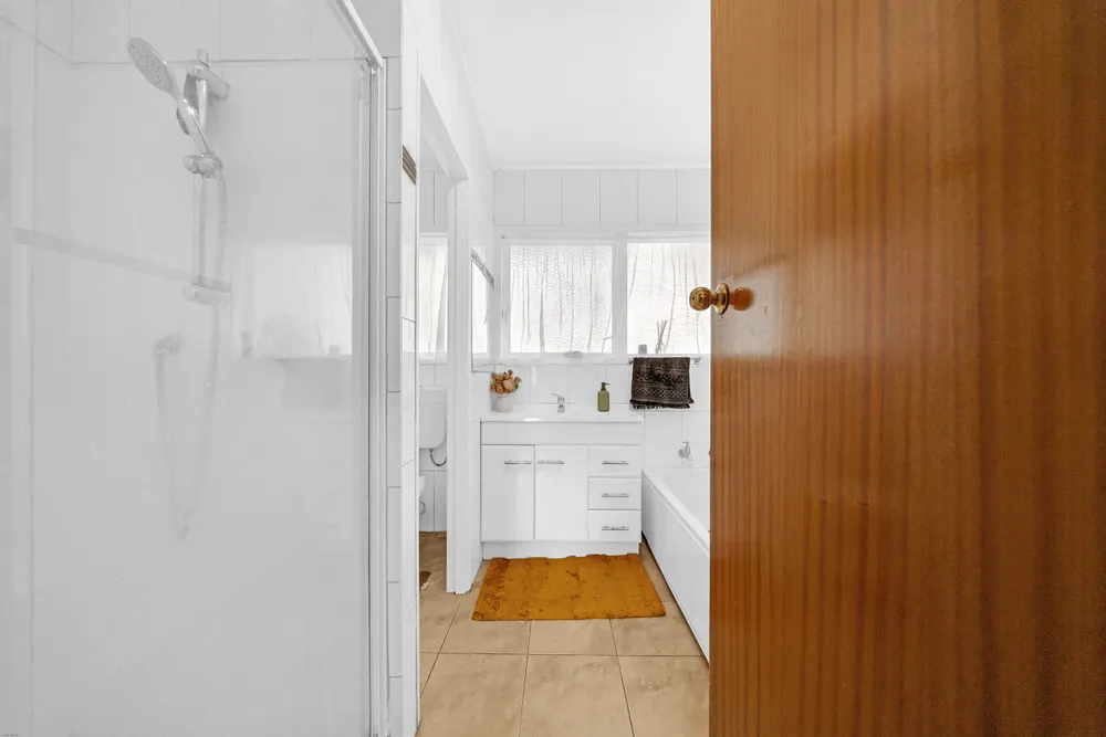 Photos of 83 Hillside Road
