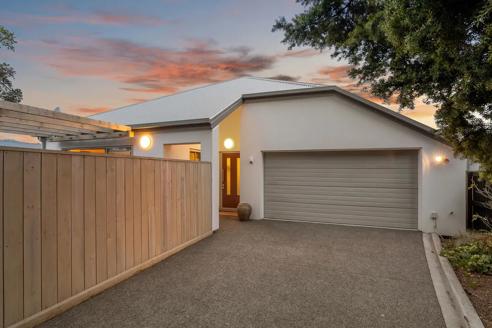 Photos of 74A Merivale Lane