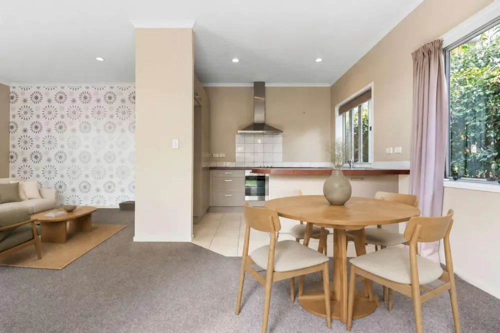 Photos of 4A Tuakau Road