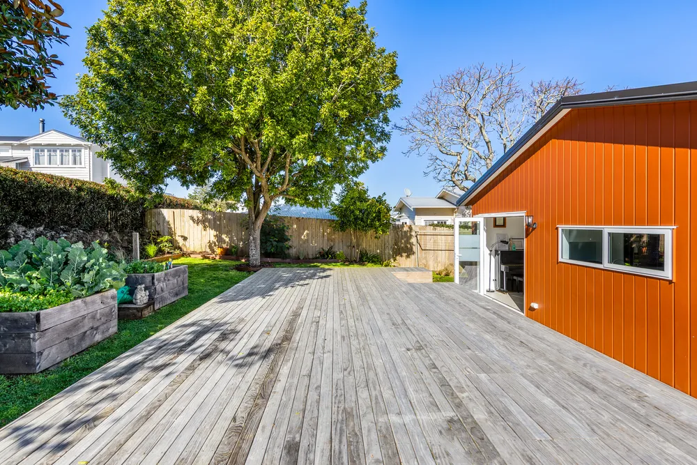 Photos of 34 Mewburn Avenue