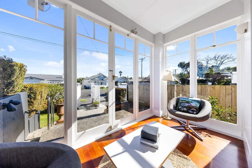 Photos of 34 Mewburn Avenue