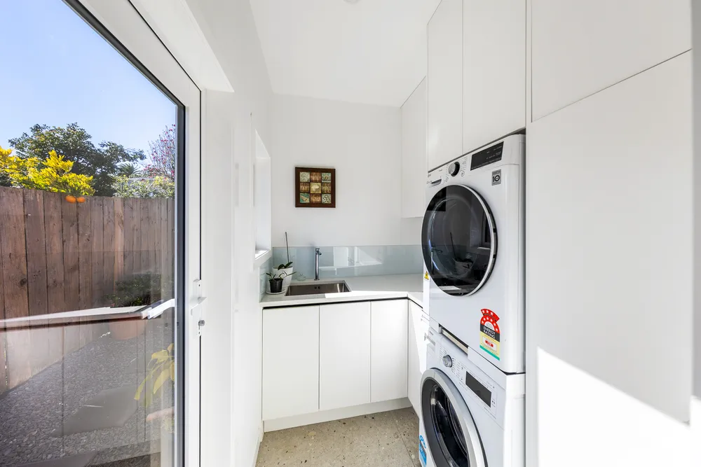 Photos of 34 Mewburn Avenue