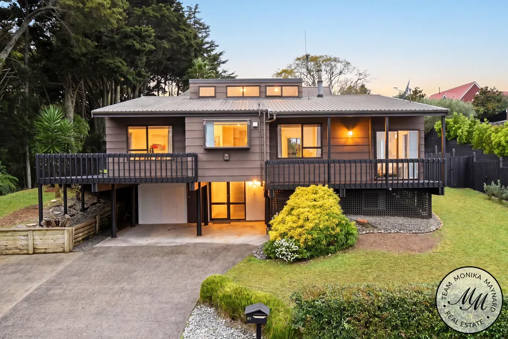 Photos of 67 Calluna Crescent