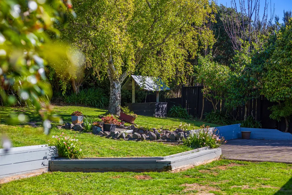 Photos of 25 James Cook Drive