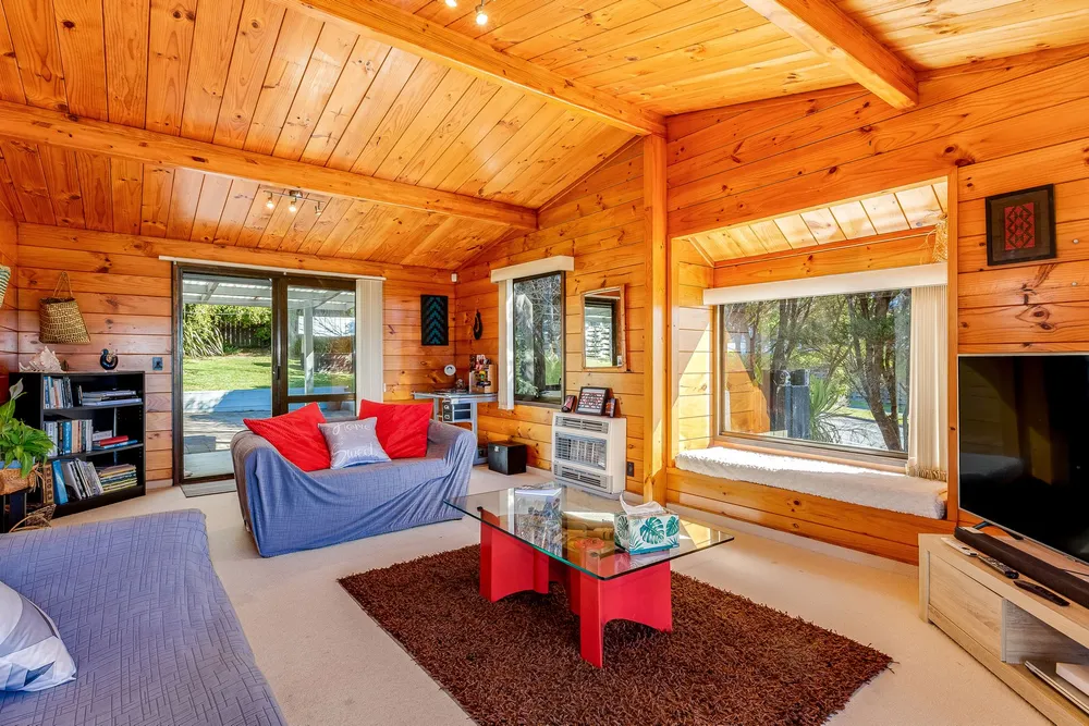 Photos of 25 James Cook Drive