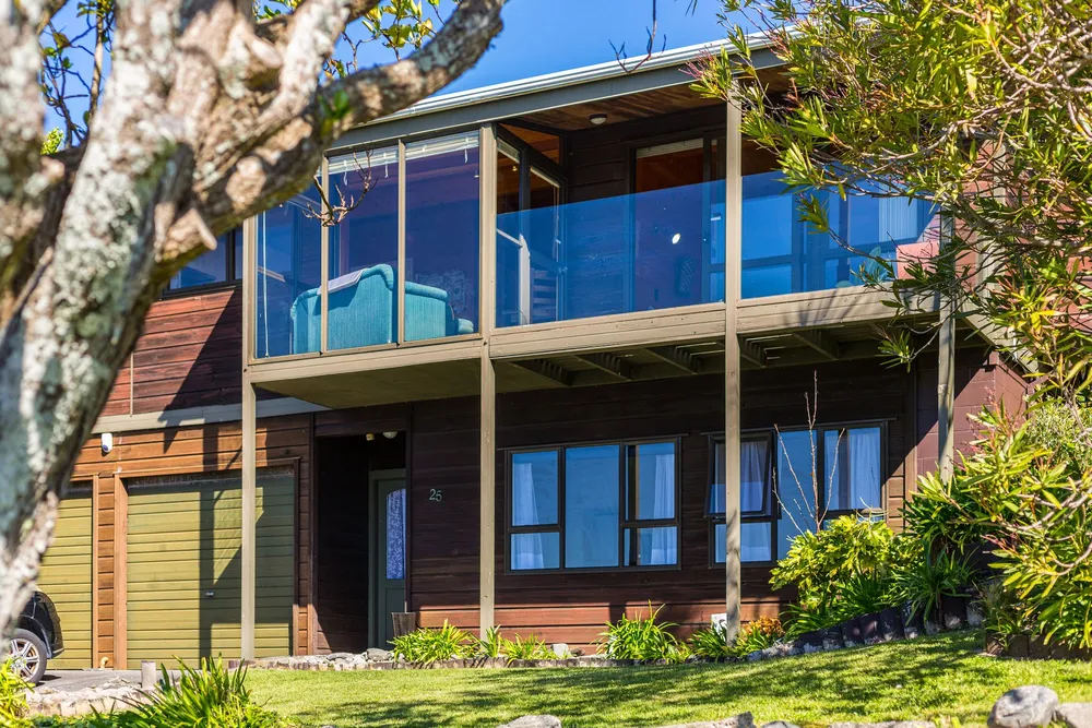 Photos of 25 James Cook Drive