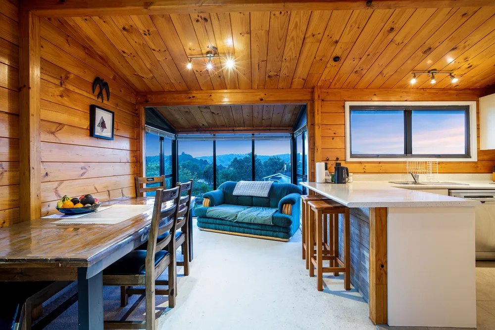 Photos of 25 James Cook Drive