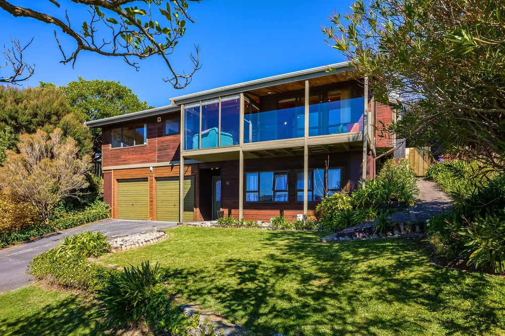 Photos of 25 James Cook Drive
