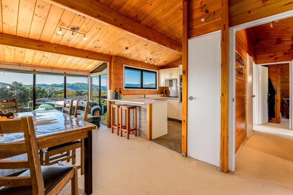Photos of 25 James Cook Drive