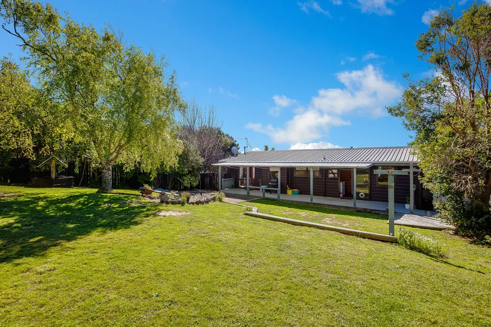 Photos of 25 James Cook Drive
