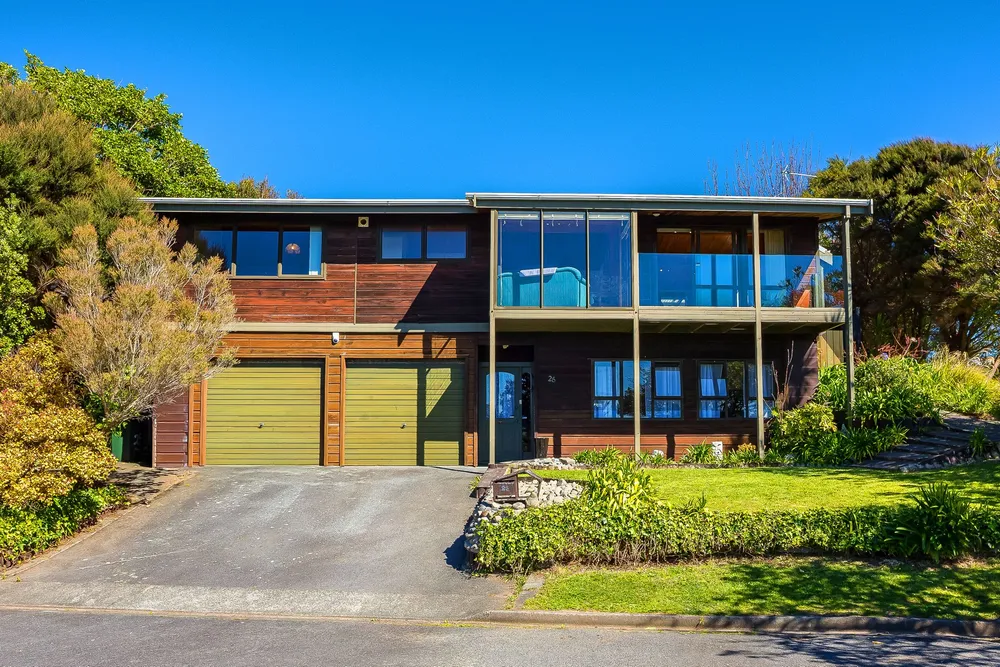 Photos of 25 James Cook Drive