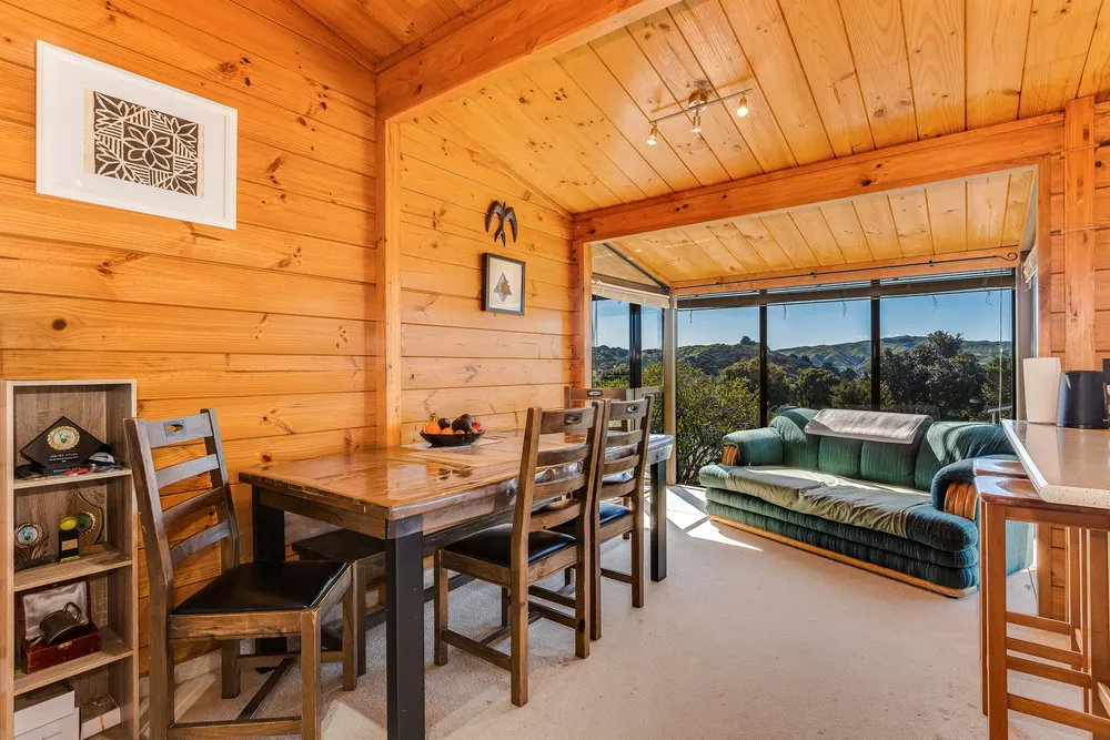Photos of 25 James Cook Drive