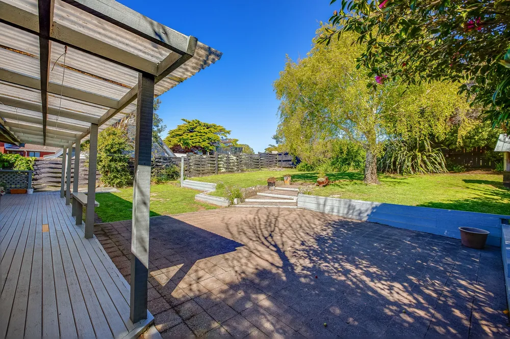 Photos of 25 James Cook Drive