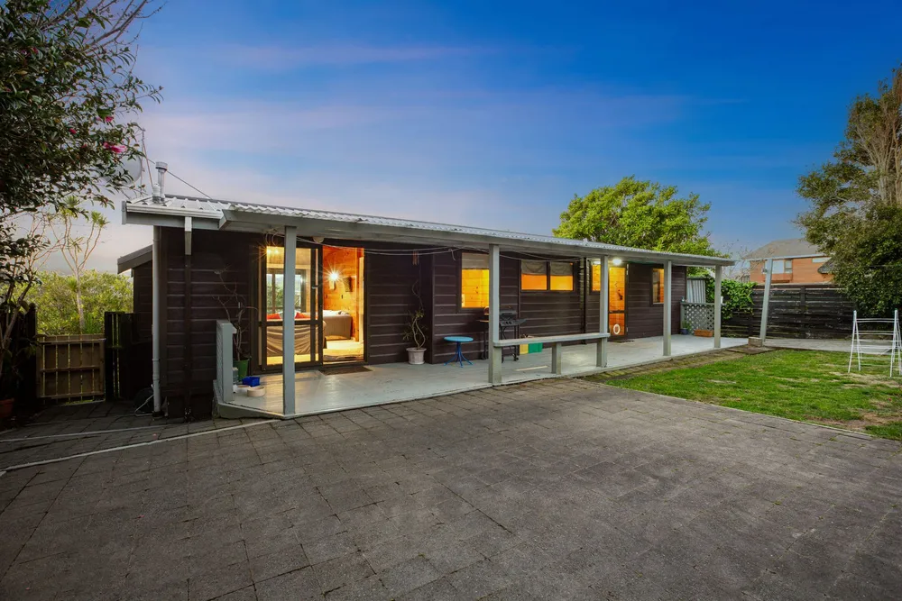Photos of 25 James Cook Drive