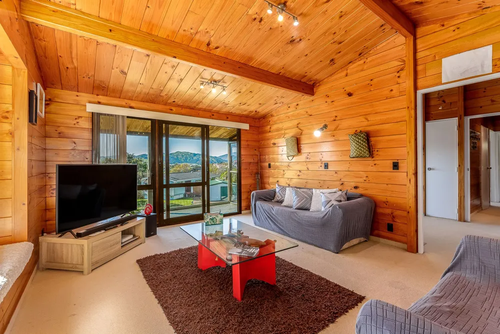 Photos of 25 James Cook Drive