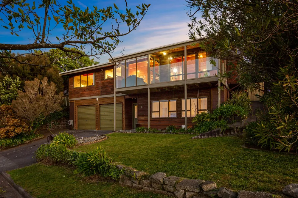 Photos of 25 James Cook Drive