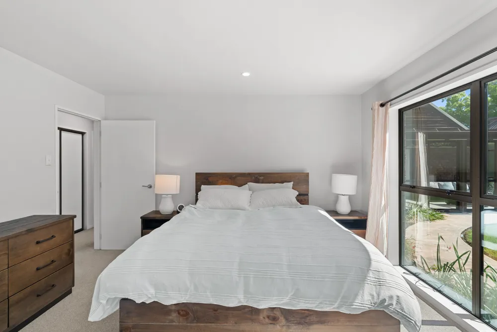 Photos of 14 Thurlestone Place