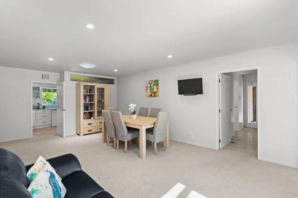 Photos of 14 Thurlestone Place