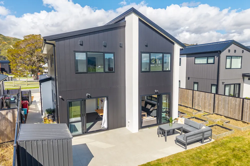 Photos of 89 Cynisca Crescent