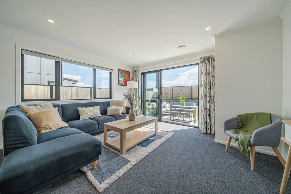 Photos of 89 Cynisca Crescent
