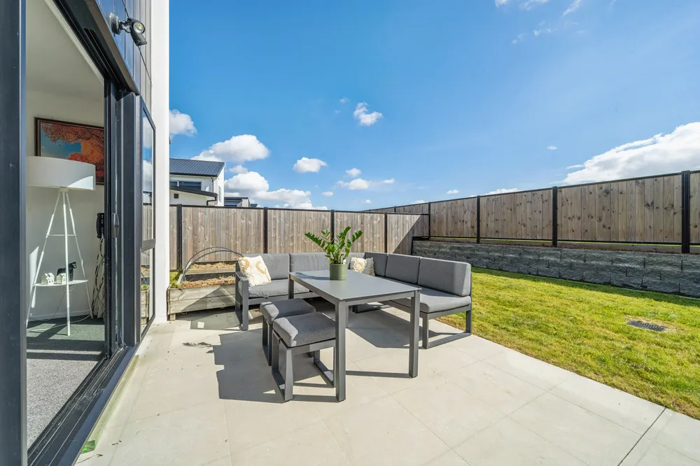 Photos of 89 Cynisca Crescent