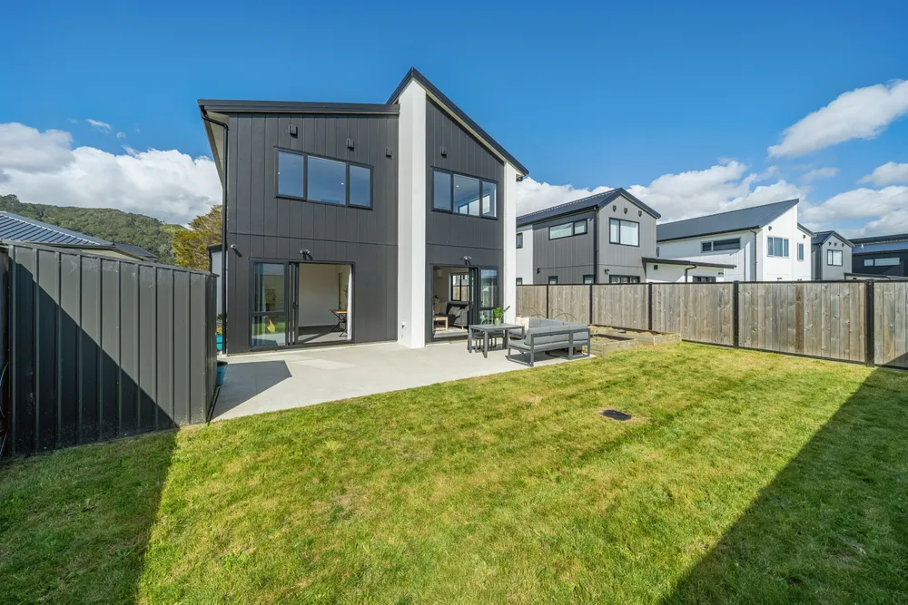 Photos of 89 Cynisca Crescent