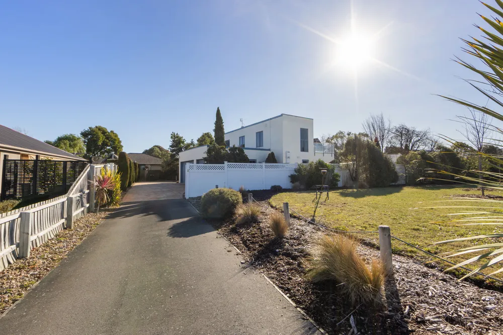 Photos of 18 Belgrove Place