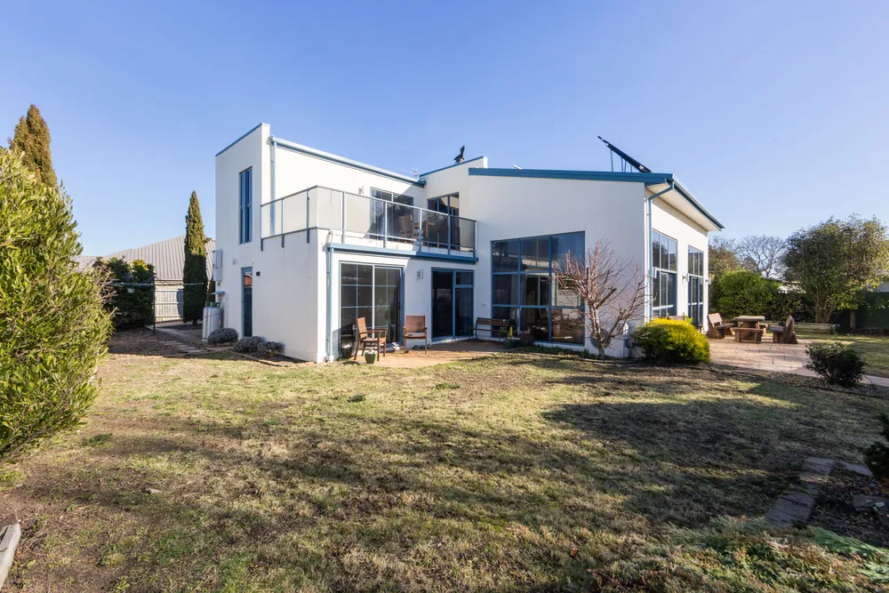 Photos of 18 Belgrove Place