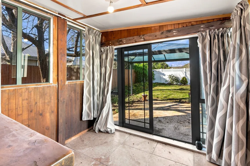 Photos of 18 Belgrove Place