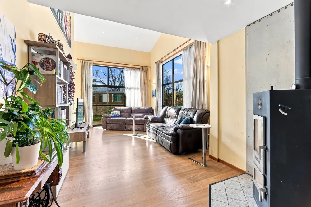 Photos of 18 Belgrove Place