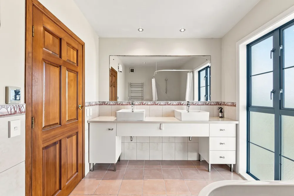 Photos of 18 Belgrove Place